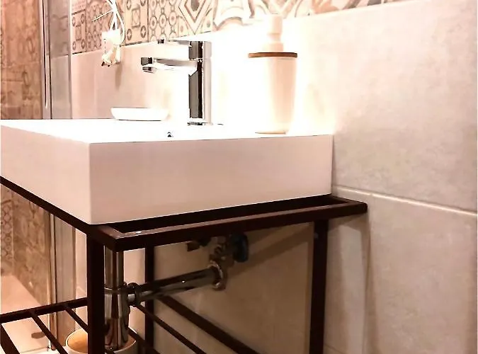 Al Vecchio Arco Appartament * Bari